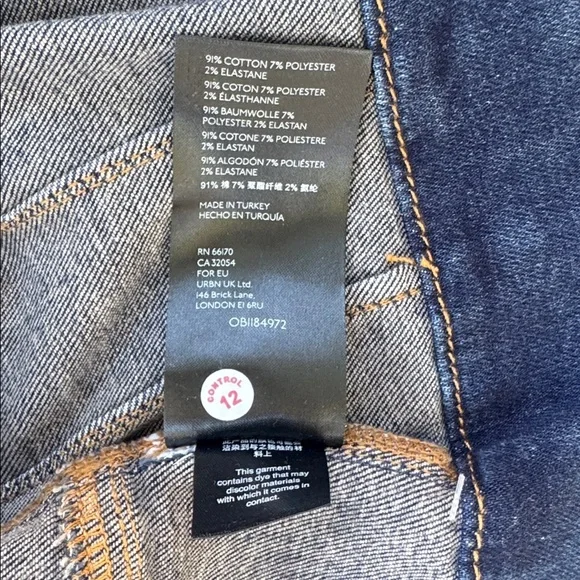 Free People We The Free Jayde Flare Jeans Tulsa Blue Dark Wash Size 27 - Picture 14 of 15